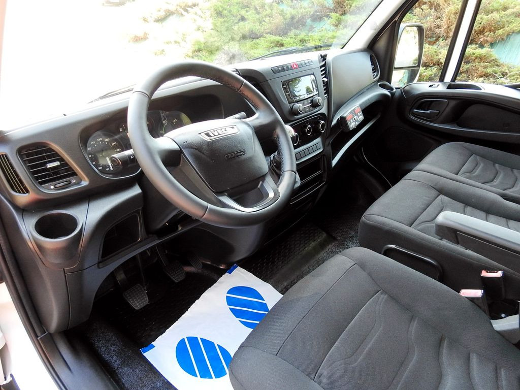 Iveco DAILY 35C15 KUHLKOFFER -12*C ZWILLINGSKREISE - Hladilno vozilo: slika 2 Iveco DAILY 35C15 KUHLKOFFER -12*C ZWILLINGSKREISE - Hladilno vozilo: slika 2