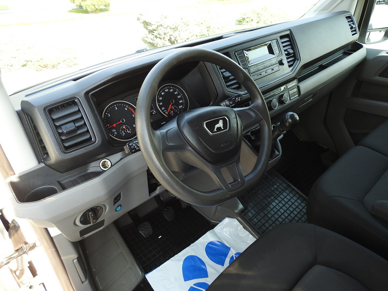 MAN TGE TARPAULIN 10 PALLETS AIR CONDITIONING 180HP - Dostavno vozilo s ponjavo: slika 2 MAN TGE TARPAULIN 10 PALLETS AIR CONDITIONING 180HP - Dostavno vozilo s ponjavo: slika 2