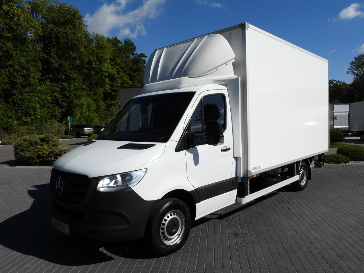 Dostavno vozilo z zabojnikom MERCEDES SPRINTER 315 BOX LIFT 8 PALLETS AIR CONDITIONING 150HP: slika 17 Dostavno vozilo z zabojnikom MERCEDES SPRINTER 315 BOX LIFT 8 PALLETS AIR CONDITIONING 150HP: slika 17