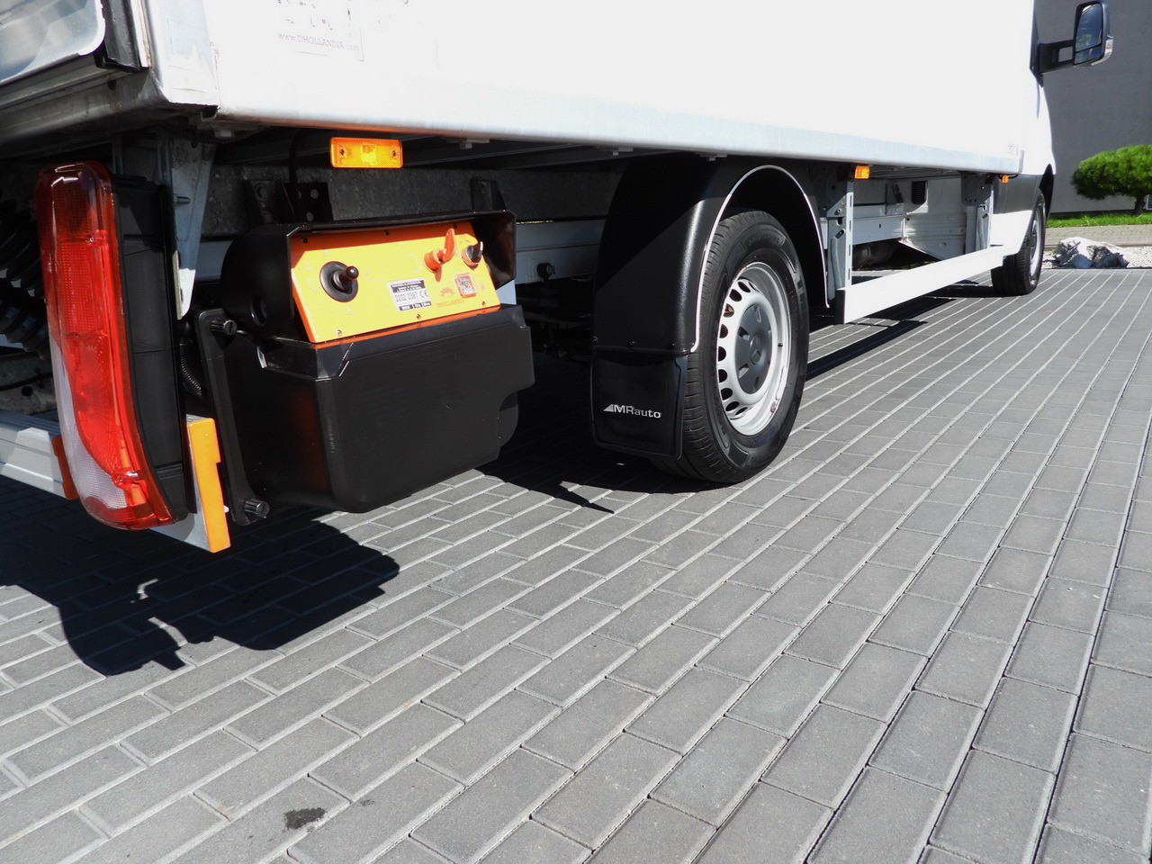 Dostavno vozilo z zabojnikom MERCEDES SPRINTER 315 BOX LIFT 8 PALLETS AIR CONDITIONING 150HP: slika 15 Dostavno vozilo z zabojnikom MERCEDES SPRINTER 315 BOX LIFT 8 PALLETS AIR CONDITIONING 150HP: slika 15