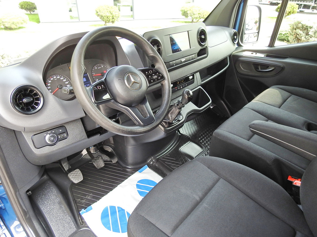 MERCEDES SPRINTER 316 STAKE BODY DOUBLE CABIN DOKA 7 SEATS AIR CONDITIONING 160HP - Dostavno vozilo s kesonom: slika 2 MERCEDES SPRINTER 316 STAKE BODY DOUBLE CABIN DOKA 7 SEATS AIR CONDITIONING 160HP - Dostavno vozilo s kesonom: slika 2
