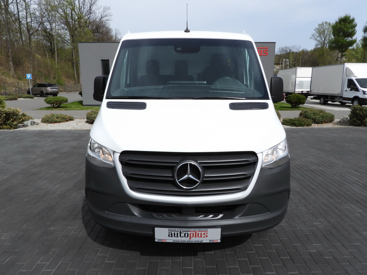 MERCEDES SPRINTER 516 TIPPER CRUISE CONTROL TWIN WHEELS AIR CONDITIONING 160HP - Dostavno vozilo prekucnik: slika 5 MERCEDES SPRINTER 516 TIPPER CRUISE CONTROL TWIN WHEELS AIR CONDITIONING 160HP - Dostavno vozilo prekucnik: slika 5