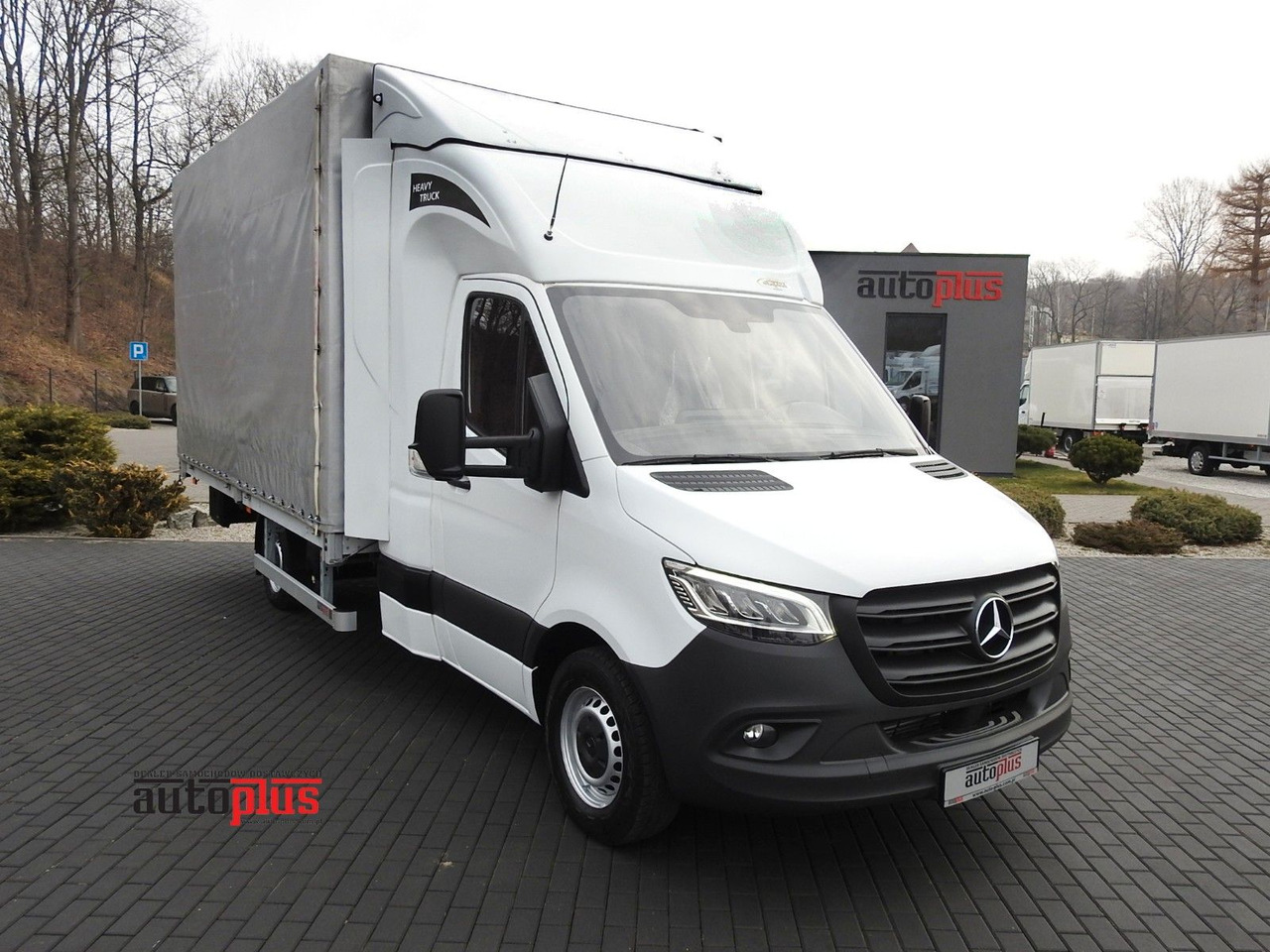 Mercedes-Benz SPRINTER 316 PRITSCHE PLANE 10 PALETTEN WEBASTO - Dostavno vozilo s ponjavo, Dostavno vozilo z dvojno kabino: slika 1 Mercedes-Benz SPRINTER 316 PRITSCHE PLANE 10 PALETTEN WEBASTO - Dostavno vozilo s ponjavo, Dostavno vozilo z dvojno kabino: slika 1