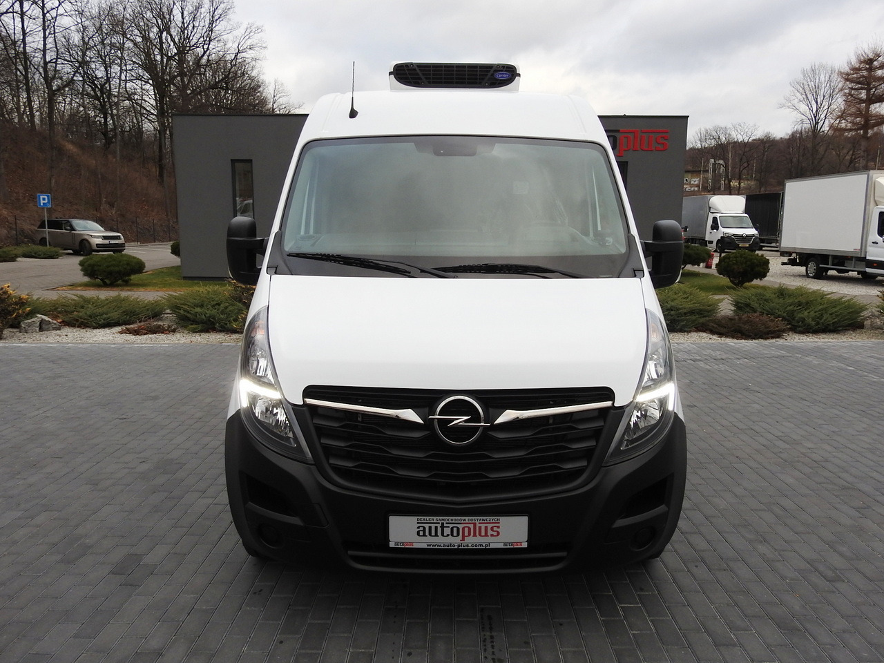 OPEL MOVANO REFRIGERATOR VAN 0*C CRUISE CONTROL NAVIGATION AIR CONDITIONING LED LIGHTS 150HP - Hladilno vozilo: slika 5 OPEL MOVANO REFRIGERATOR VAN 0*C CRUISE CONTROL NAVIGATION AIR CONDITIONING LED LIGHTS 150HP - Hladilno vozilo: slika 5
