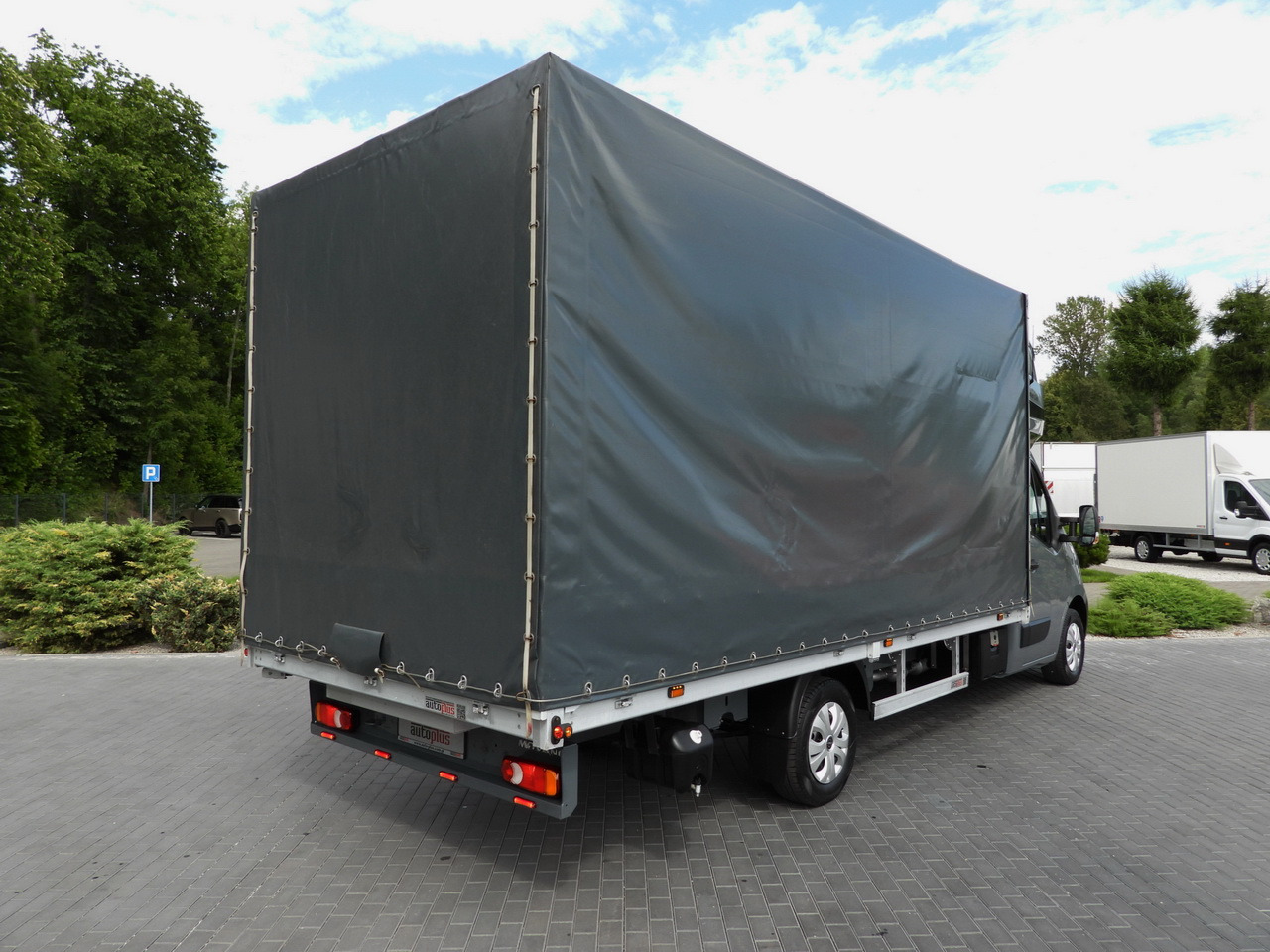 OPEL MOVANO TARPAULIN 10 PALLETS WEBASTO CRUISE CONTROL LED LIGHTS PNEUMATICS AIR CONDITIONING 165HP - Dostavno vozilo s ponjavo: slika 3 OPEL MOVANO TARPAULIN 10 PALLETS WEBASTO CRUISE CONTROL LED LIGHTS PNEUMATICS AIR CONDITIONING 165HP - Dostavno vozilo s ponjavo: slika 3