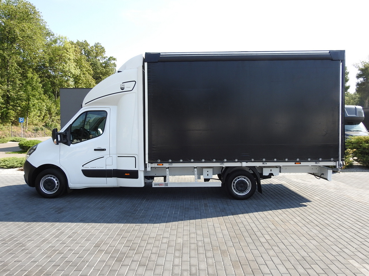 Dostavno vozilo s ponjavo OPEL MOVANO TARPAULIN 8 PALLETS WEBASTO CRUISE CONTROL AIR CONDITIONING LED LIGHTS PNEUMATICS  165HP: slika 9