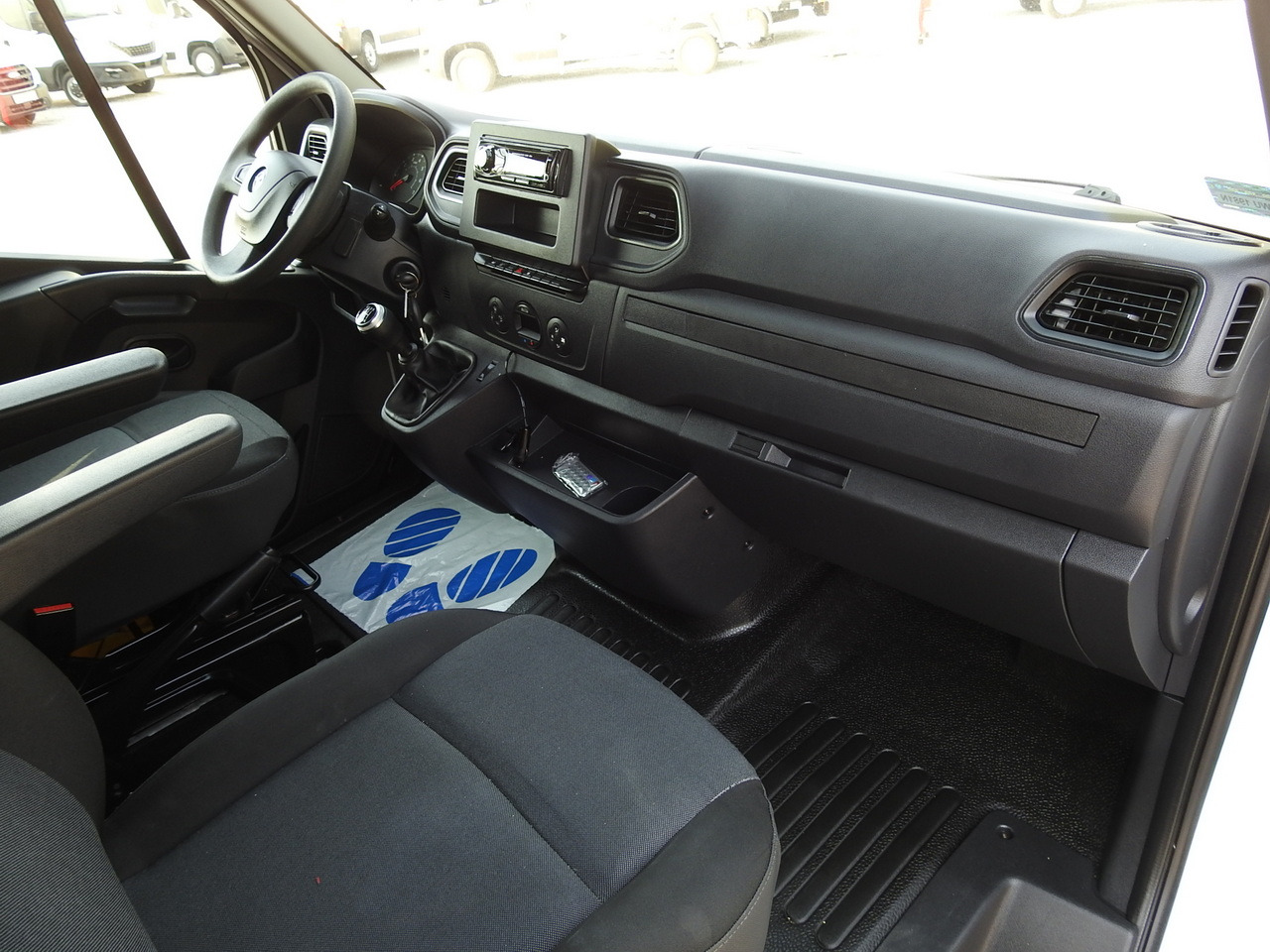 Dostavno vozilo s ponjavo OPEL MOVANO TARPAULIN 8 PALLETS WEBASTO CRUISE CONTROL AIR CONDITIONING LED LIGHTS PNEUMATICS  165HP: slika 49