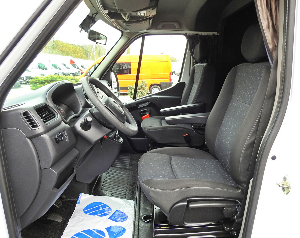 Dostavno vozilo s ponjavo OPEL MOVANO  TARPAULIN 8 PALLETS WEBASTO CRUISE CONTROL LED LIGHTS PNEUMATICS AIR CONDITIONING  165HP: slika 28