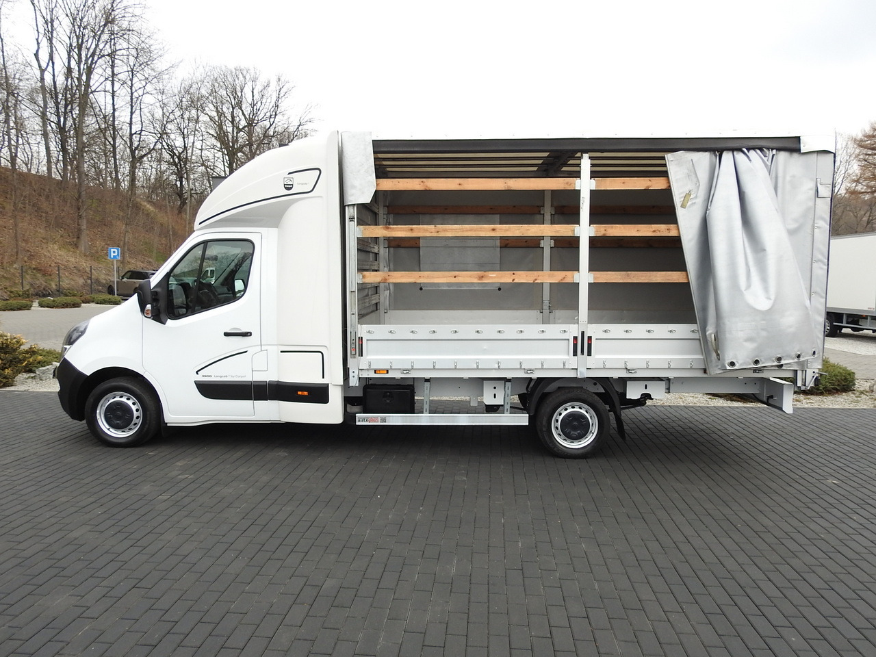 Dostavno vozilo s ponjavo OPEL MOVANO  TARPAULIN 8 PALLETS WEBASTO CRUISE CONTROL LED LIGHTS PNEUMATICS AIR CONDITIONING  165HP: slika 8