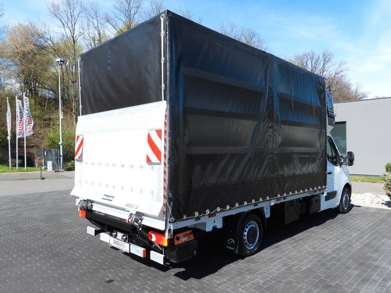 Opel MOVANO PRITSCHE PLANE AUFZUG 9 PALETTEN WEBASTO - Dostavno vozilo s ponjavo: slika 3 Opel MOVANO PRITSCHE PLANE AUFZUG 9 PALETTEN WEBASTO - Dostavno vozilo s ponjavo: slika 3