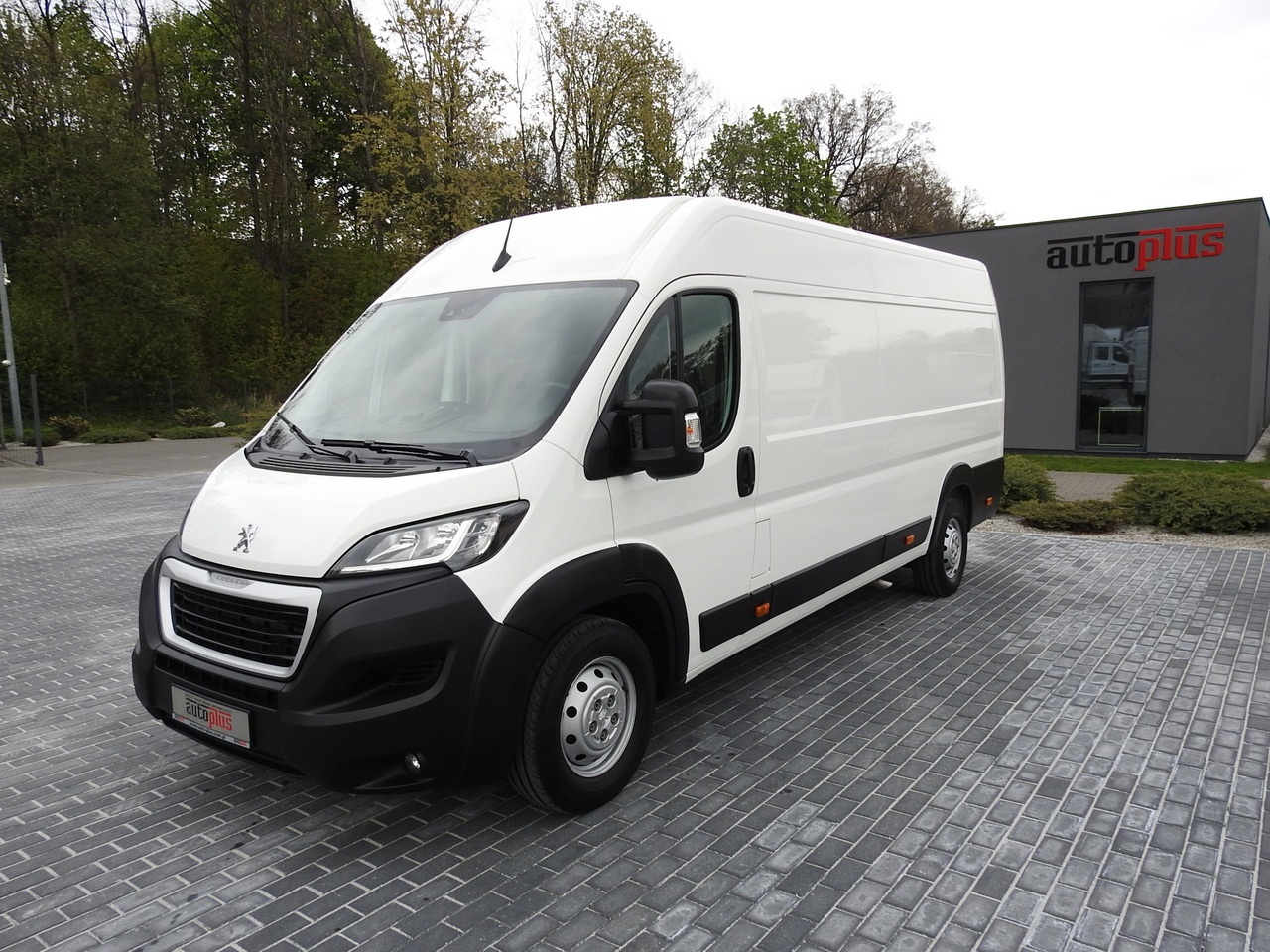 Hladilno vozilo PEUGEOT BOXER REFRIGERATOR VAN 0*C CRUISE CONTROL NAVIGATION AIR CONDITIONING  135HP: slika 6