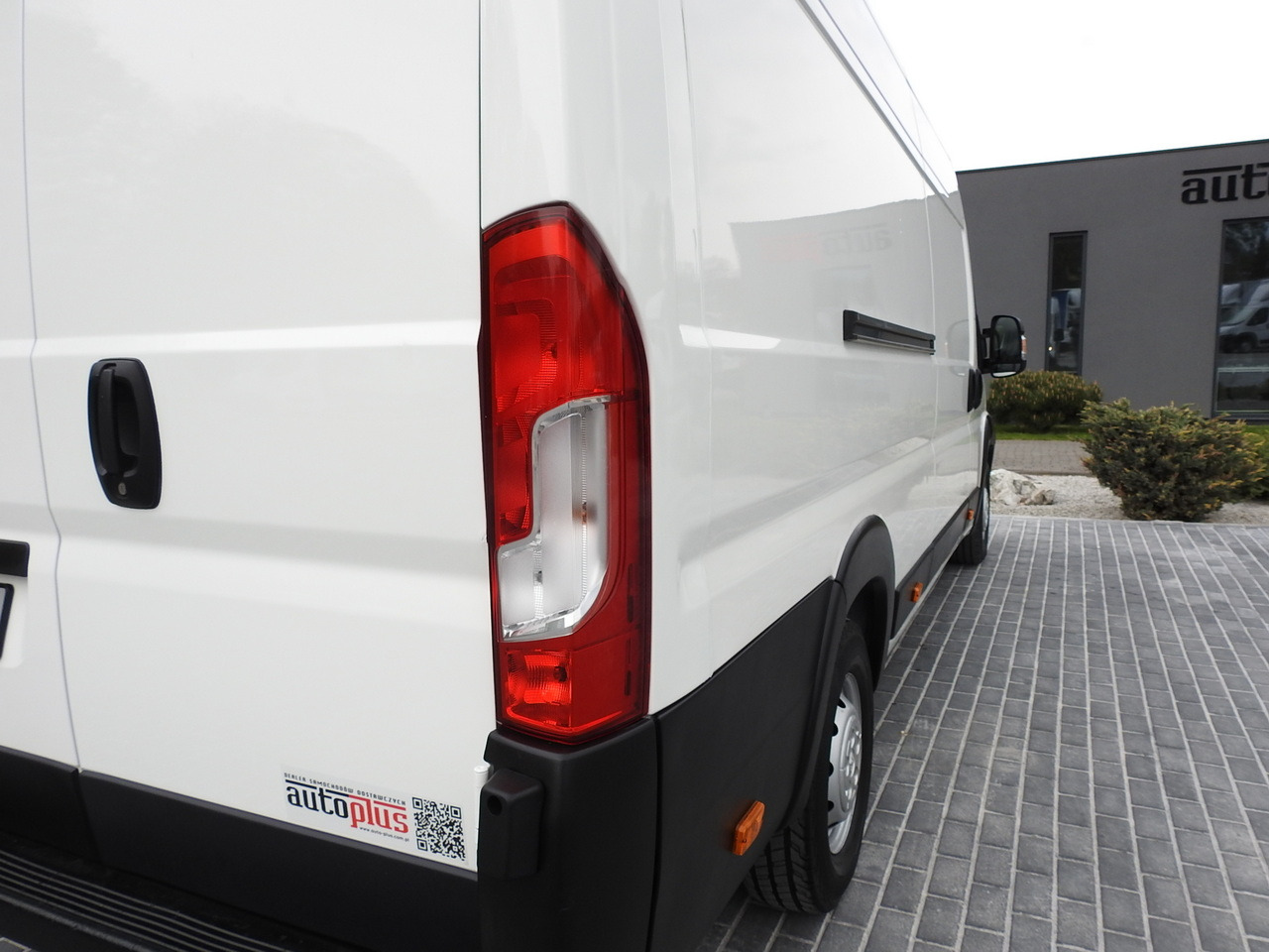 Hladilno vozilo PEUGEOT BOXER REFRIGERATOR VAN 0*C CRUISE CONTROL NAVIGATION AIR CONDITIONING  135HP: slika 18