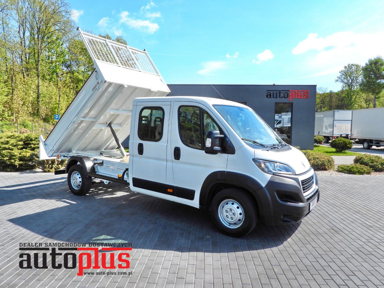 Peugeot BOXER KIPPER DOPPELKABINE DOKA 7 SITZE TEMPOMAT - Dostavno vozilo prekucnik, Dostavno vozilo z dvojno kabino: slika 1 Peugeot BOXER KIPPER DOPPELKABINE DOKA 7 SITZE TEMPOMAT - Dostavno vozilo prekucnik, Dostavno vozilo z dvojno kabino: slika 1