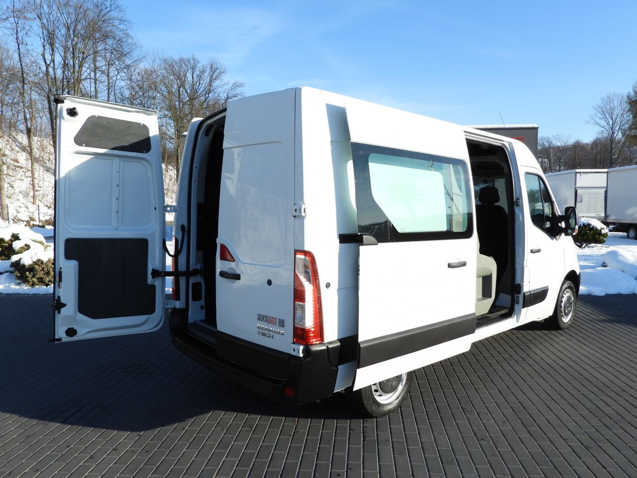 RENAULT MASTER BOX DELIVERY VAN 7 SEATS CRUISE CONTROL AIR CONDITIONING 110HP - Mali kombi: slika 3 RENAULT MASTER BOX DELIVERY VAN 7 SEATS CRUISE CONTROL AIR CONDITIONING 110HP - Mali kombi: slika 3