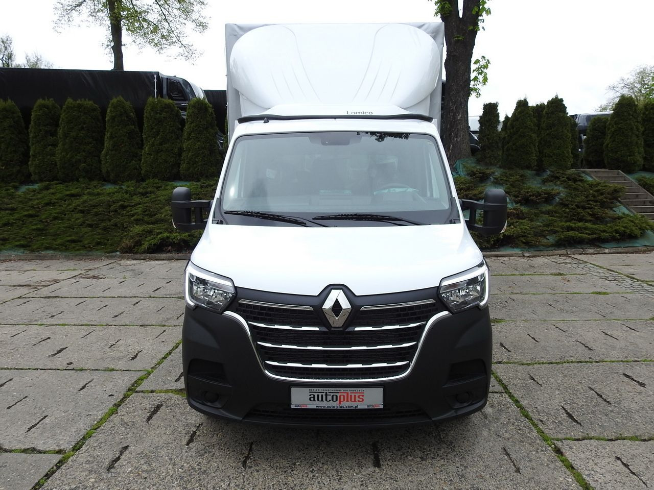 RENAULT MASTER NEW TARPAULIN 8 PALLETS CRUISE CONTROL LED LIGHTS AIR CONDITIONING 165HP - Dostavno vozilo s ponjavo: slika 5 RENAULT MASTER NEW TARPAULIN 8 PALLETS CRUISE CONTROL LED LIGHTS AIR CONDITIONING 165HP - Dostavno vozilo s ponjavo: slika 5