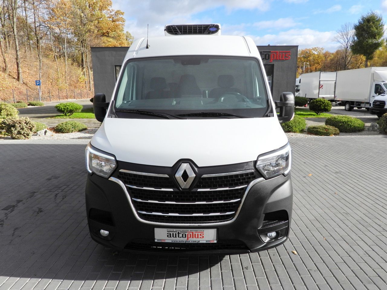 RENAULT MASTER REFRIGERATOR VAN 0*C CRUISE CONTROL LED LIGHTS AIR CONDITIONING 135HP - Hladilno vozilo: slika 5 RENAULT MASTER REFRIGERATOR VAN 0*C CRUISE CONTROL LED LIGHTS AIR CONDITIONING 135HP - Hladilno vozilo: slika 5