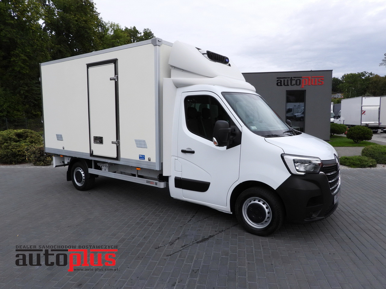 RENAULT MASTER REGRIGERATOR BOX 1*C LED LIGHTS AIR CONDITIONING 165HP - Hladilno vozilo: slika 1 RENAULT MASTER REGRIGERATOR BOX 1*C LED LIGHTS AIR CONDITIONING 165HP - Hladilno vozilo: slika 1