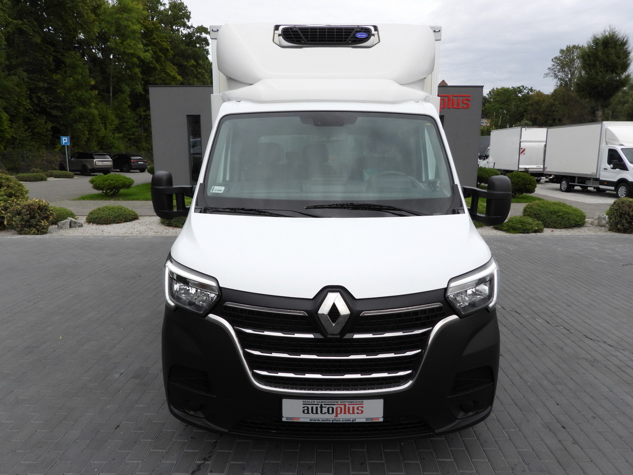 RENAULT MASTER REGRIGERATOR BOX 1*C LED LIGHTS AIR CONDITIONING 165HP - Hladilno vozilo: slika 5 RENAULT MASTER REGRIGERATOR BOX 1*C LED LIGHTS AIR CONDITIONING 165HP - Hladilno vozilo: slika 5