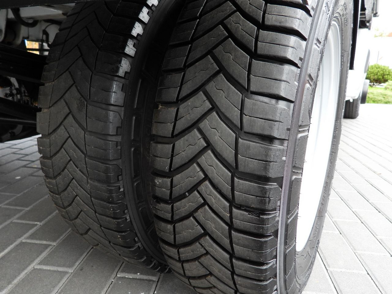 Dostavno vozilo s kesonom RENAULT MASTER STAKE BODY CRUISE CONTROL NAVIGATION TWIN WHEELS AIR CONDITIONING  130HP: slika 20