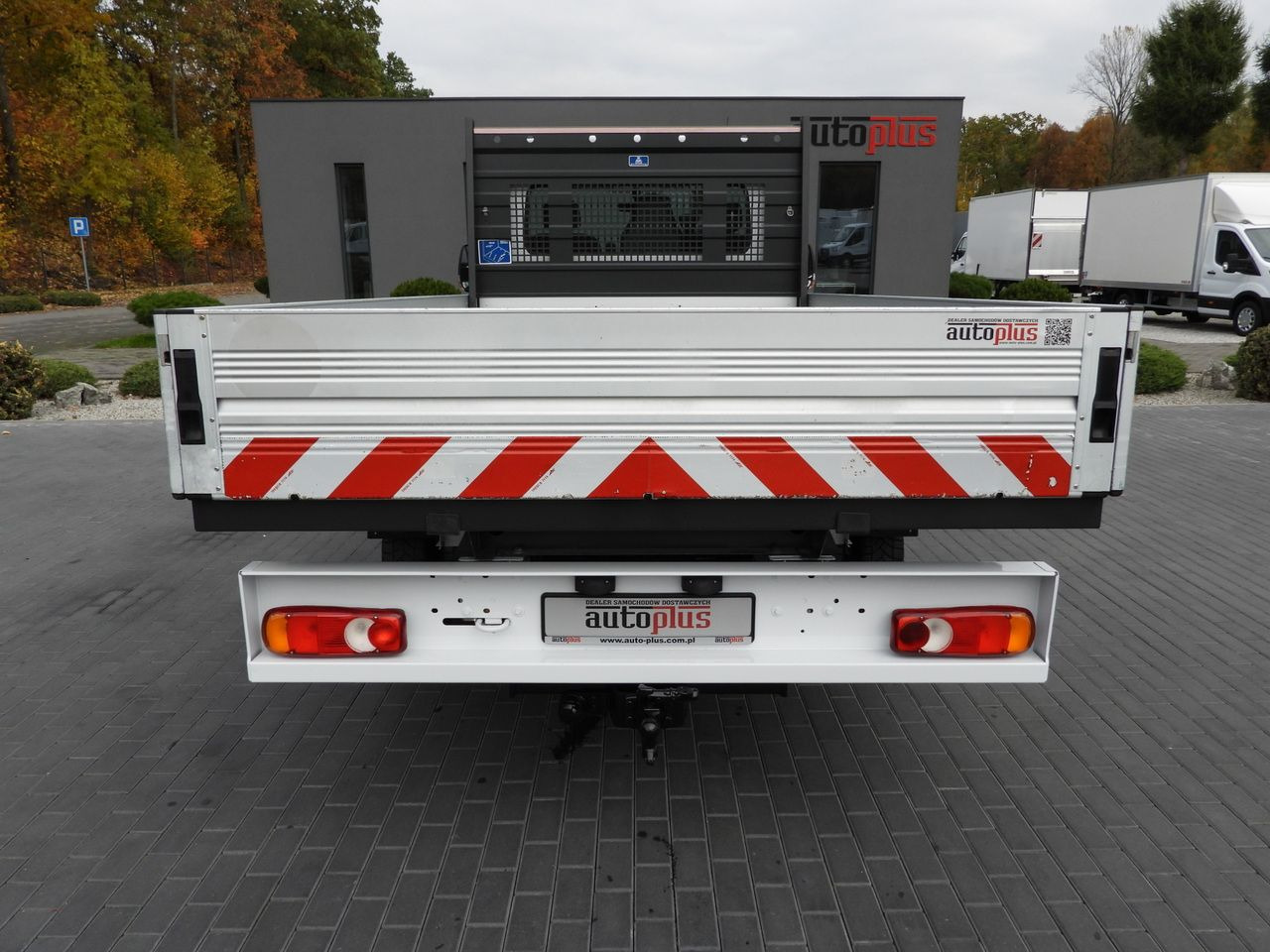 Dostavno vozilo s kesonom RENAULT MASTER STAKE BODY CRUISE CONTROL NAVIGATION TWIN WHEELS AIR CONDITIONING  130HP: slika 10