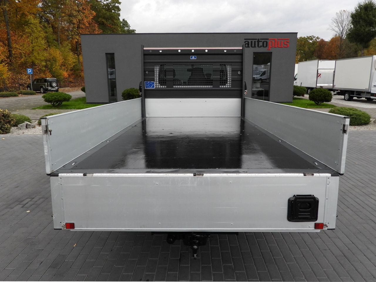 Dostavno vozilo s kesonom RENAULT MASTER STAKE BODY CRUISE CONTROL NAVIGATION TWIN WHEELS AIR CONDITIONING  130HP: slika 11