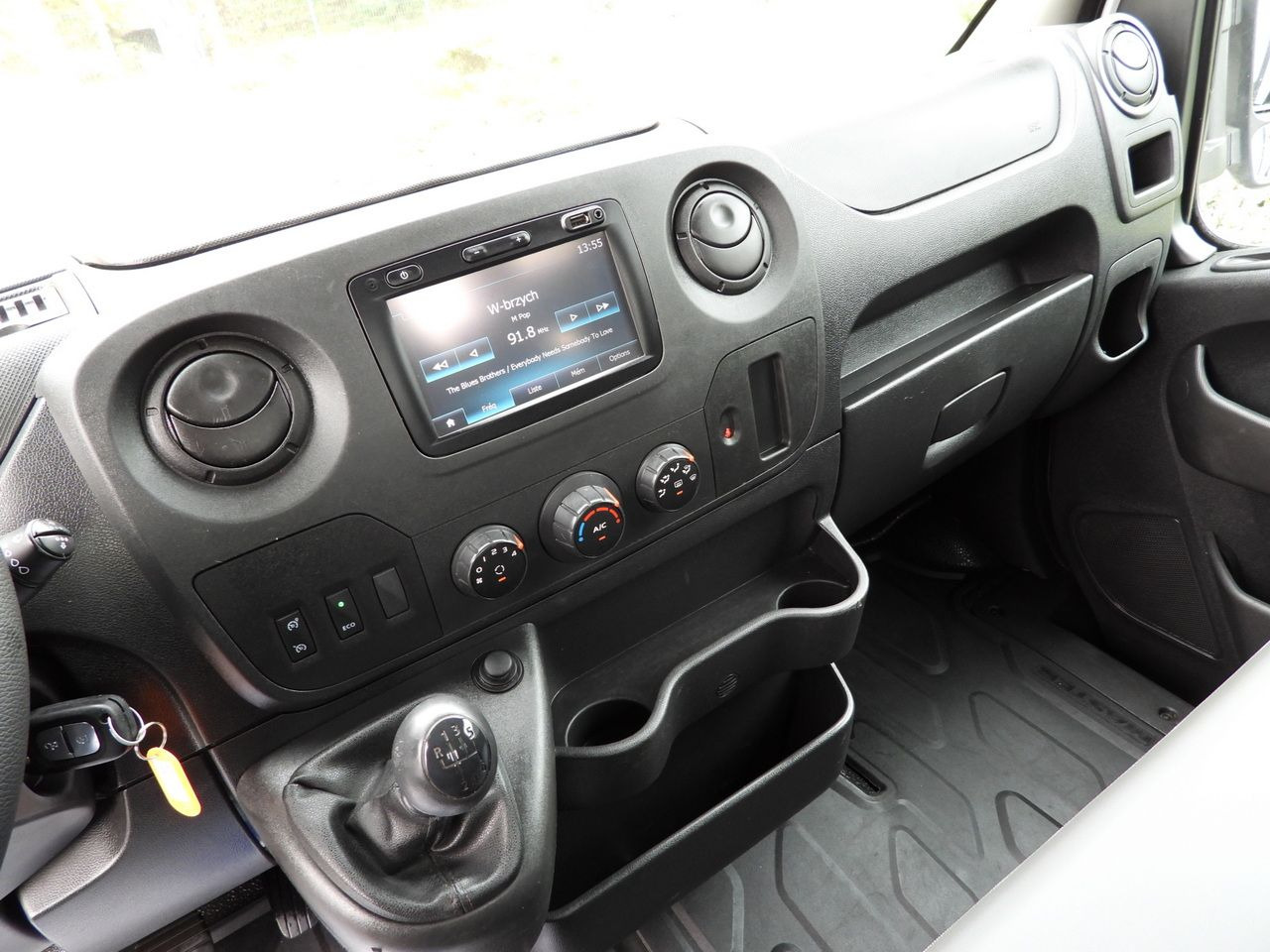 Dostavno vozilo s kesonom RENAULT MASTER STAKE BODY CRUISE CONTROL NAVIGATION TWIN WHEELS AIR CONDITIONING  130HP: slika 27