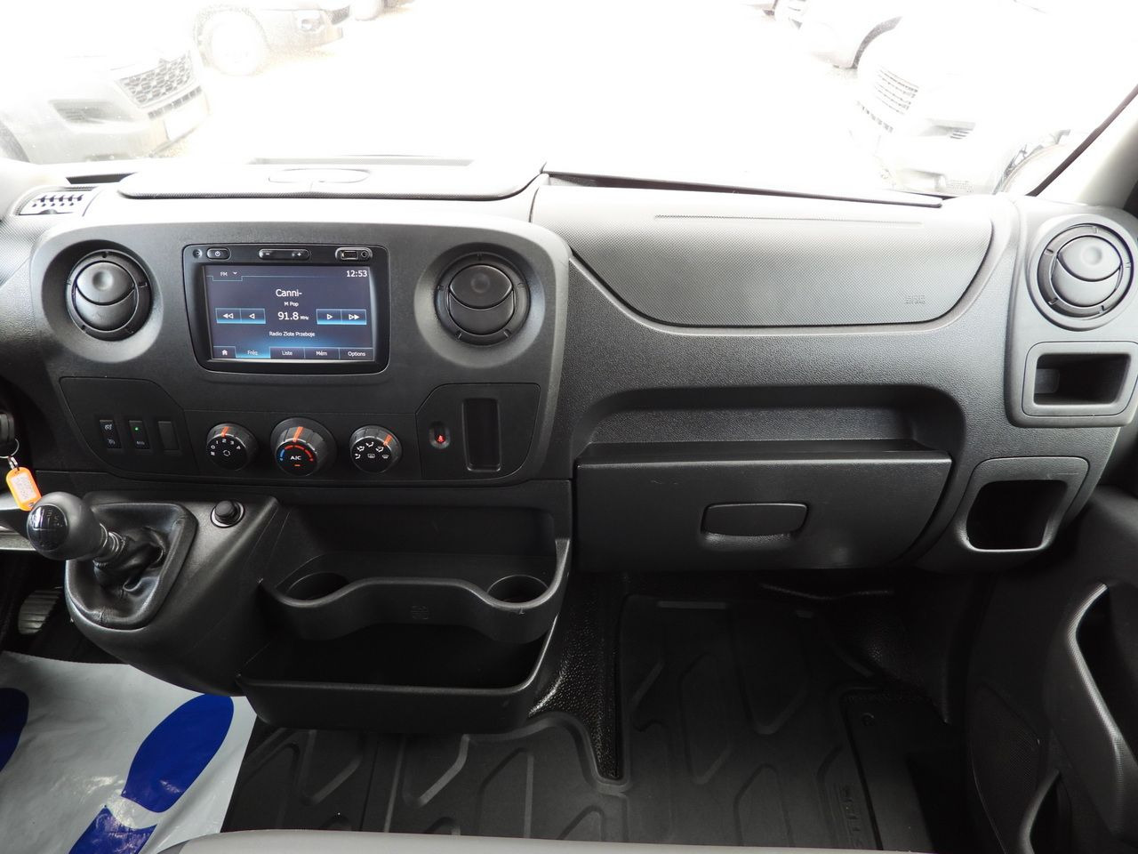Dostavno vozilo s kesonom RENAULT MASTER STAKE BODY CRUISE CONTROL NAVIGATION TWIN WHEELS AIR CONDITIONING  130HP: slika 28