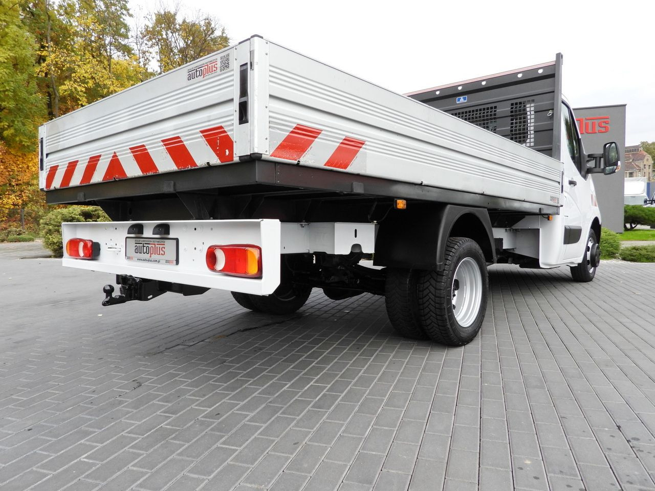 Dostavno vozilo s kesonom RENAULT MASTER STAKE BODY CRUISE CONTROL NAVIGATION TWIN WHEELS AIR CONDITIONING  130HP: slika 21