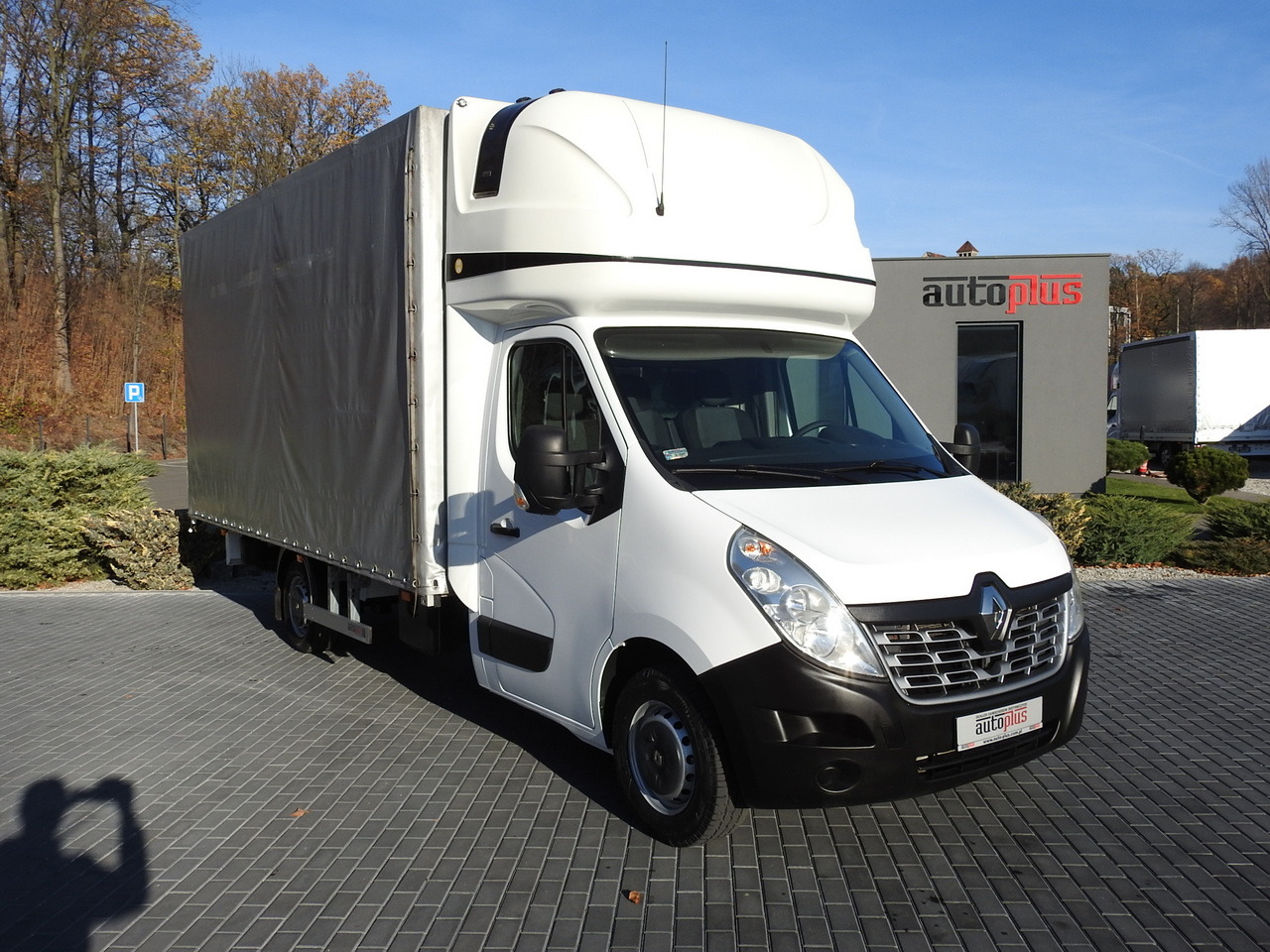 RENAULT MASTER TARPAULIN 10 PALLETS CRUISE CONTROL AIR CONDITIONING PNEUMATICS 170HP - Dostavno vozilo s ponjavo: slika 4 RENAULT MASTER TARPAULIN 10 PALLETS CRUISE CONTROL AIR CONDITIONING PNEUMATICS 170HP - Dostavno vozilo s ponjavo: slika 4