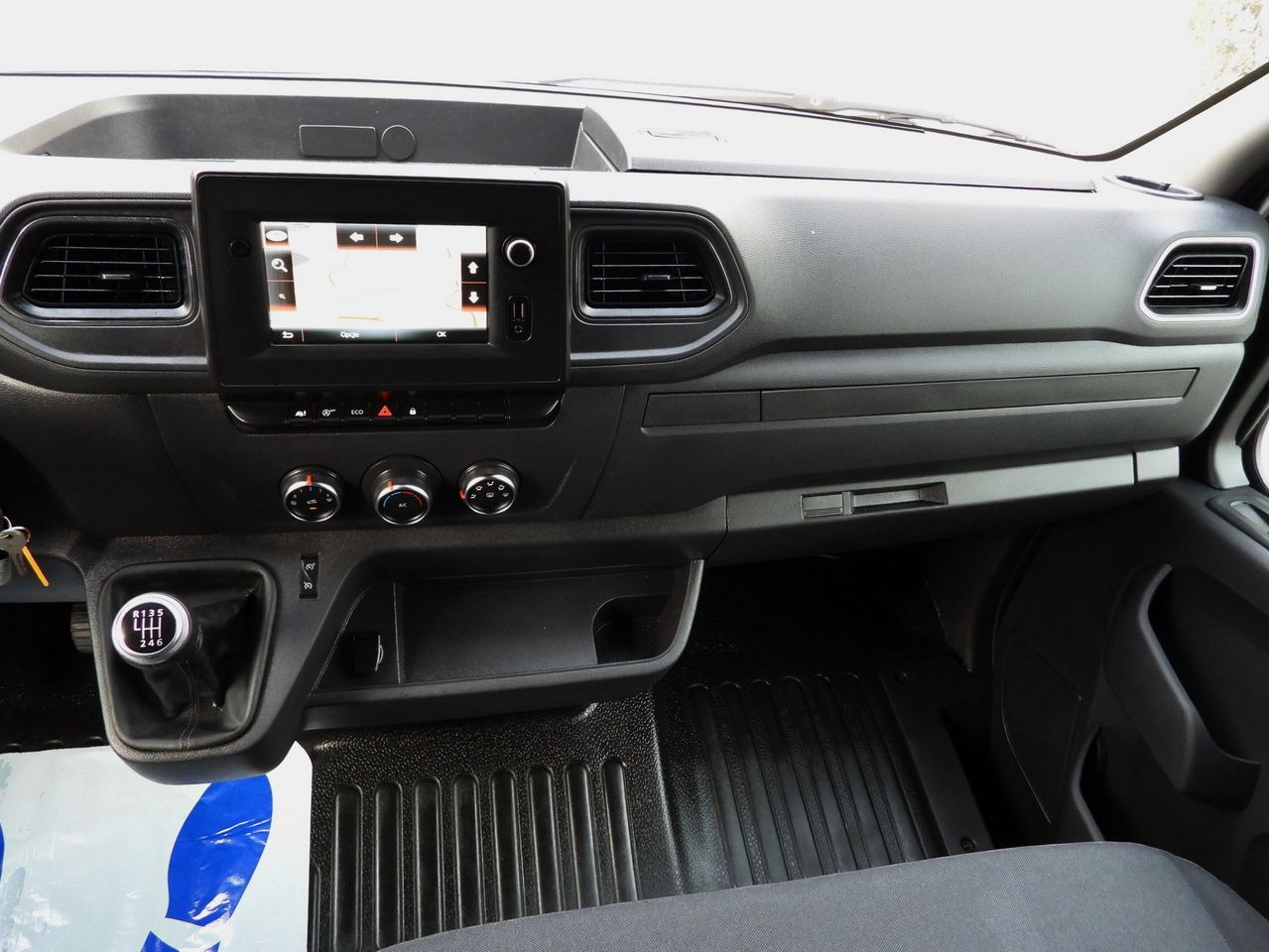 RENAULT MASTER TARPAULIN 10 PALLETS CRUISE CONTROL NAVIGATION LED LIGHTS PNEUMATICS AIR CONDITIONING  165HP lizing RENAULT MASTER TARPAULIN 10 PALLETS CRUISE CONTROL NAVIGATION LED LIGHTS PNEUMATICS AIR CONDITIONING  165HP: slika 37