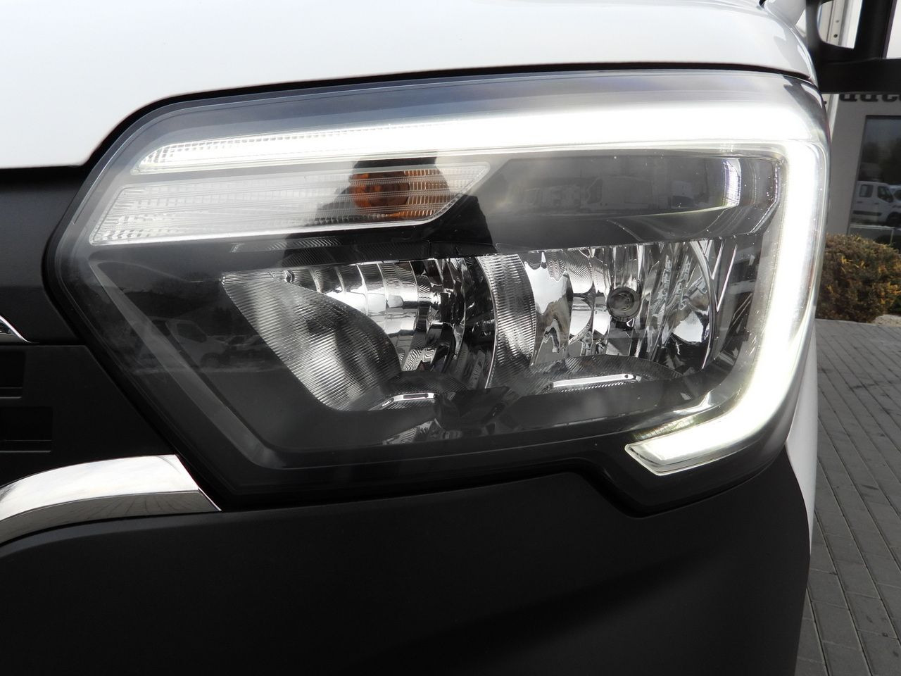 RENAULT MASTER TARPAULIN 10 PALLETS CRUISE CONTROL NAVIGATION LED LIGHTS PNEUMATICS AIR CONDITIONING  165HP lizing RENAULT MASTER TARPAULIN 10 PALLETS CRUISE CONTROL NAVIGATION LED LIGHTS PNEUMATICS AIR CONDITIONING  165HP: slika 20