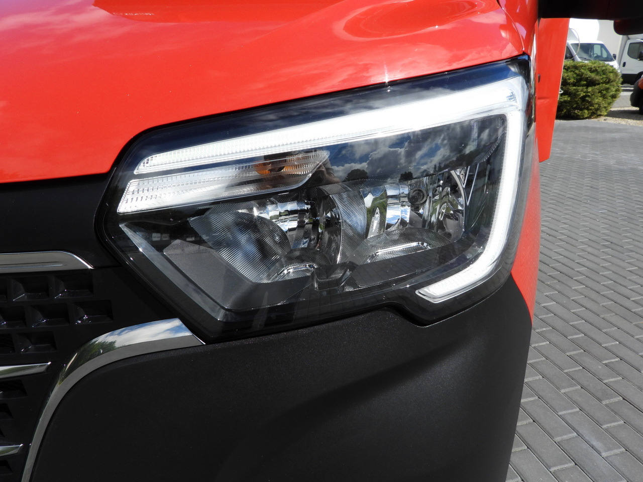 Dostavno vozilo s ponjavo RENAULT MASTER TARPAULIN 10 PALLETS WEBASTO CRUISE CONTROL LED LIGHTS AIR CONDITIONING  165HP: slika 22