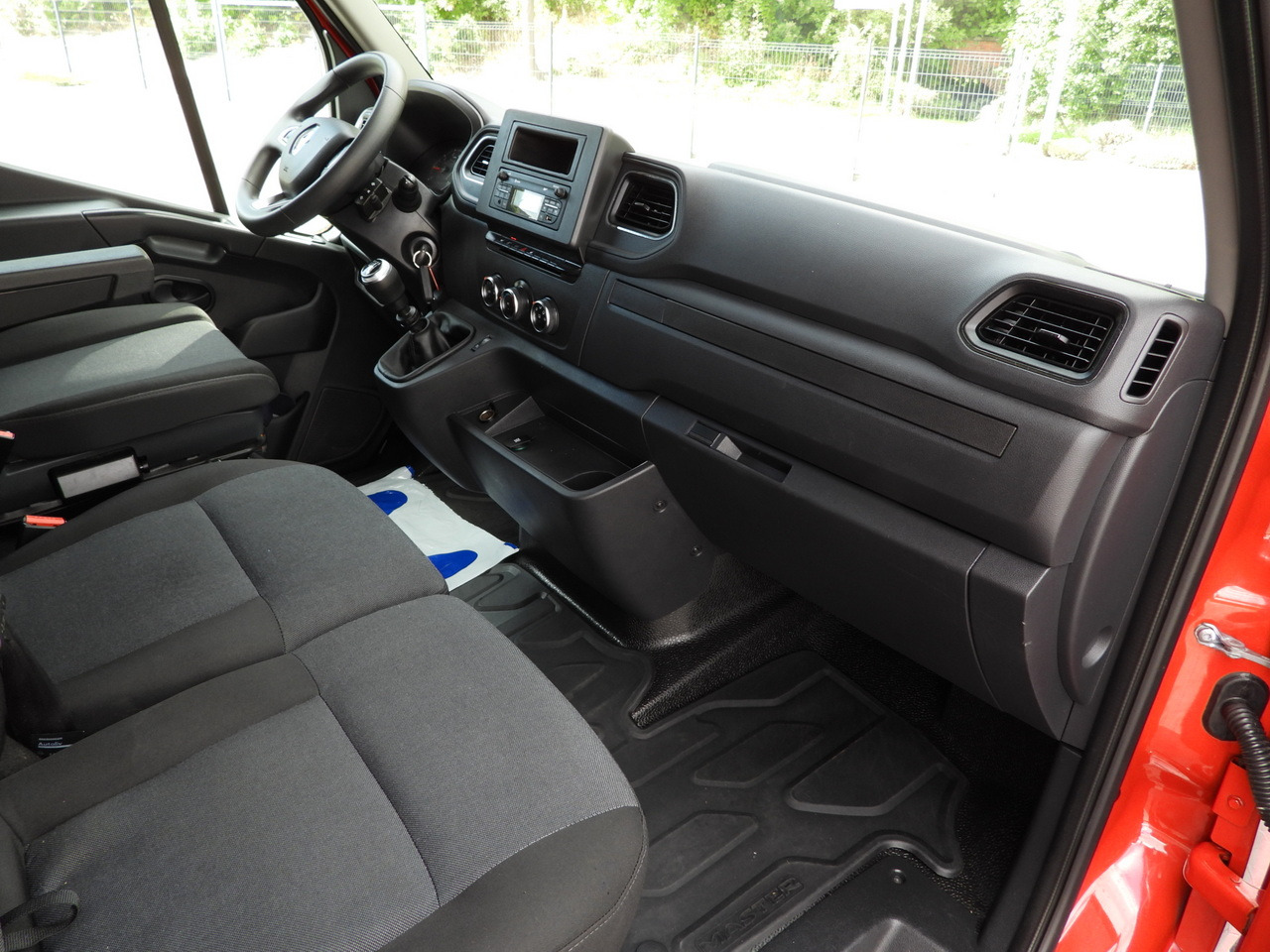 Dostavno vozilo s ponjavo RENAULT MASTER TARPAULIN 10 PALLETS WEBASTO CRUISE CONTROL LED LIGHTS AIR CONDITIONING  165HP: slika 40