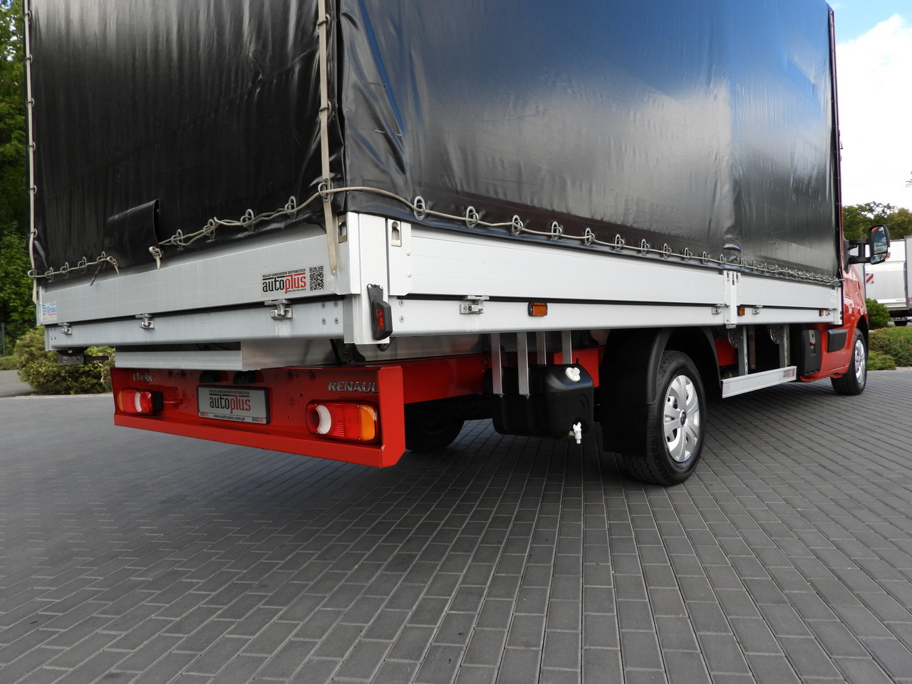 Dostavno vozilo s ponjavo RENAULT MASTER TARPAULIN 10 PALLETS WEBASTO CRUISE CONTROL LED LIGHTS AIR CONDITIONING  165HP: slika 25