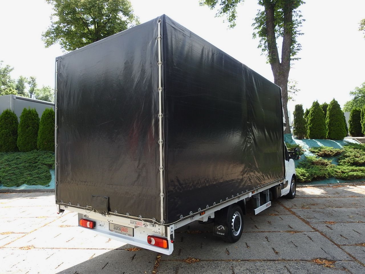 RENAULT MASTER TARPAULIN 10 PALLETS WEBASTO CRUISE CONTROL LED LIGHTS PNEUMATICS AIR CONDITIONING 165HP - Dostavno vozilo s ponjavo: slika 3 RENAULT MASTER TARPAULIN 10 PALLETS WEBASTO CRUISE CONTROL LED LIGHTS PNEUMATICS AIR CONDITIONING 165HP - Dostavno vozilo s ponjavo: slika 3