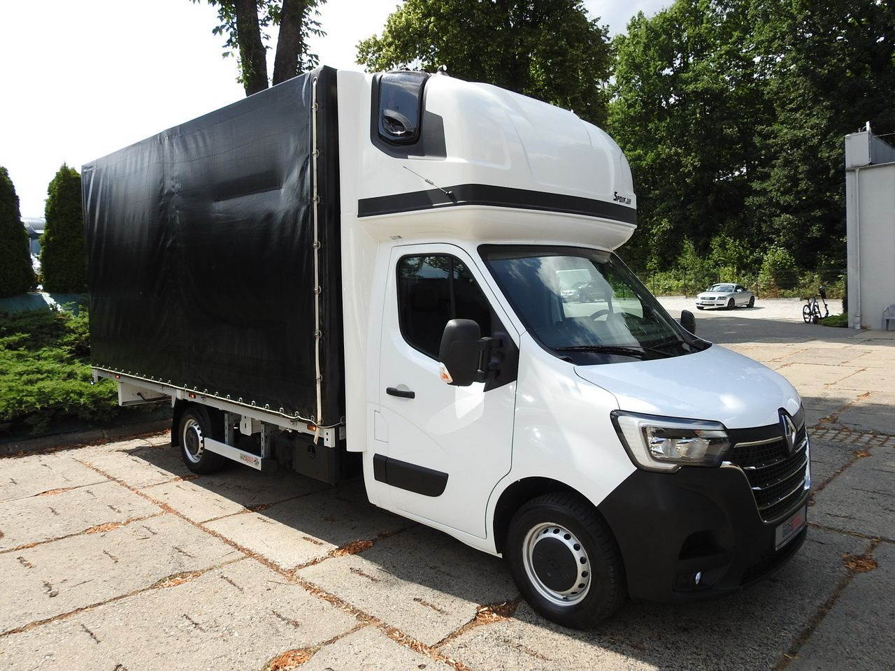 RENAULT MASTER TARPAULIN 10 PALLETS WEBASTO CRUISE CONTROL LED LIGHTS PNEUMATICS AIR CONDITIONING 165HP - Dostavno vozilo s ponjavo: slika 4 RENAULT MASTER TARPAULIN 10 PALLETS WEBASTO CRUISE CONTROL LED LIGHTS PNEUMATICS AIR CONDITIONING 165HP - Dostavno vozilo s ponjavo: slika 4
