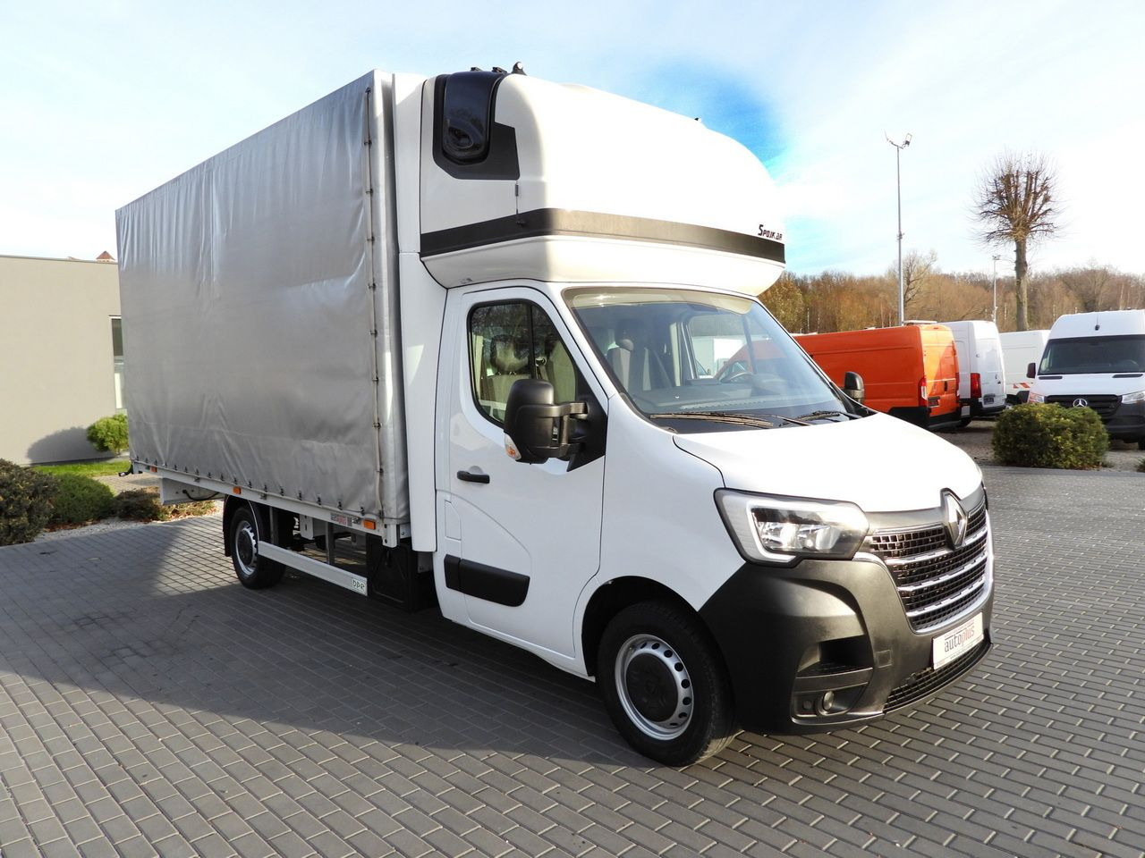 RENAULT MASTER TARPAULIN 10 PALLETS WEBASTO CRUISE CONTROL LED LIGHTS PNEUMATICS AIR CONDITIONING 165HP - Dostavno vozilo s ponjavo: slika 4 RENAULT MASTER TARPAULIN 10 PALLETS WEBASTO CRUISE CONTROL LED LIGHTS PNEUMATICS AIR CONDITIONING 165HP - Dostavno vozilo s ponjavo: slika 4