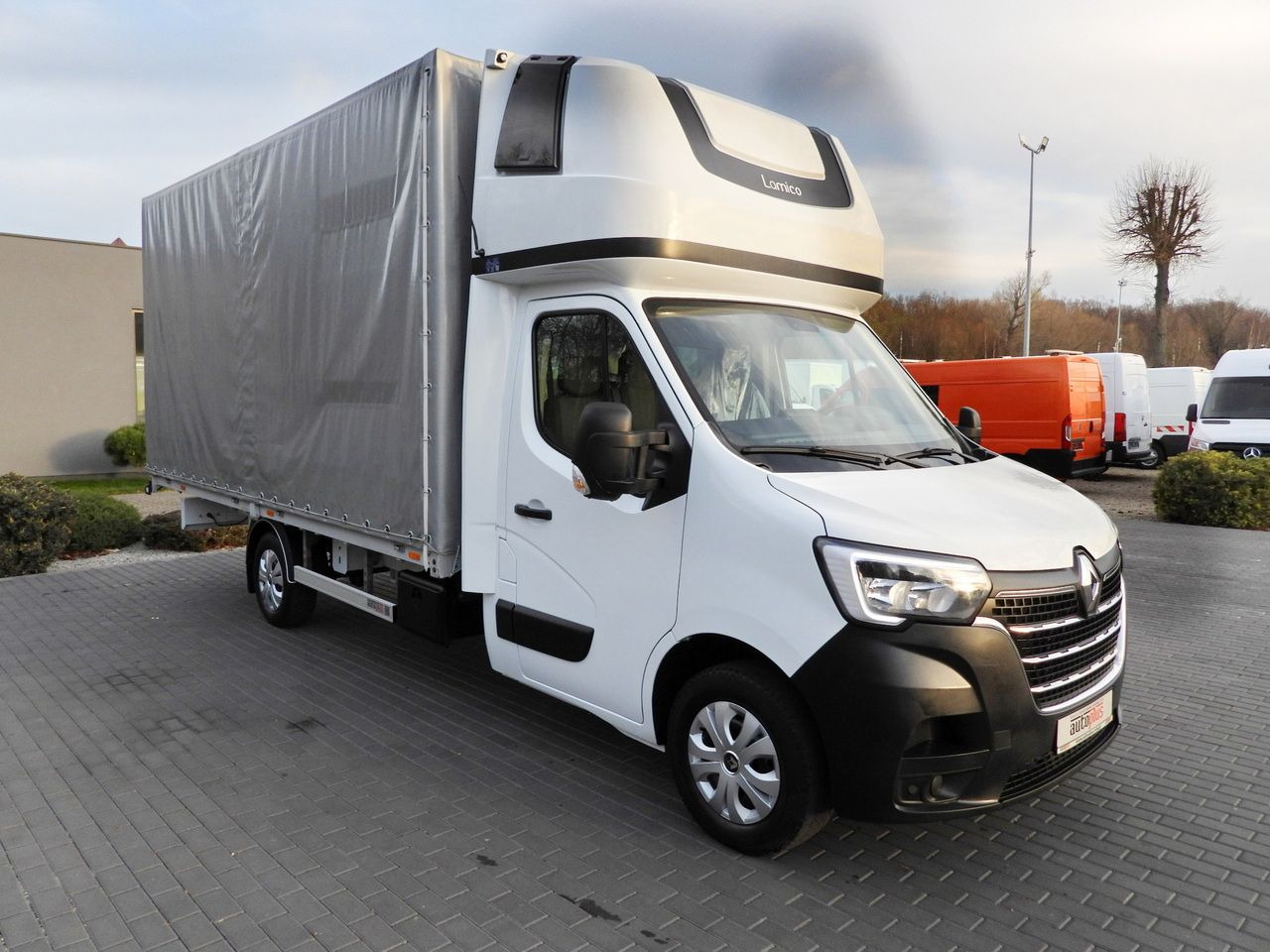 RENAULT MASTER TARPAULIN 10 PALLETS WEBASTO CRUISE CONTROL LED LIGHTS PNEUMATICS AIR CONDITIONING 165HP - Dostavno vozilo s ponjavo: slika 4 RENAULT MASTER TARPAULIN 10 PALLETS WEBASTO CRUISE CONTROL LED LIGHTS PNEUMATICS AIR CONDITIONING 165HP - Dostavno vozilo s ponjavo: slika 4