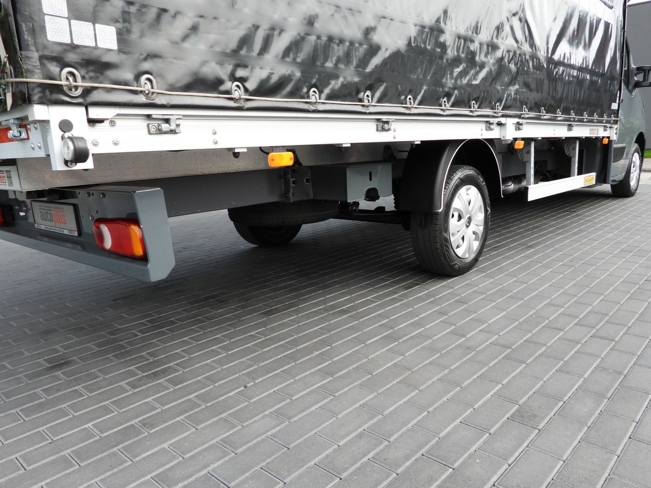 RENAULT MASTER TARPAULIN 10 PALLETS WEBASTO CRUISE CONTROL LED LIGHTS PNEUMATICS AIR CONDITIONING 165HP lizing RENAULT MASTER TARPAULIN 10 PALLETS WEBASTO CRUISE CONTROL LED LIGHTS PNEUMATICS AIR CONDITIONING 165HP: slika 17 RENAULT MASTER TARPAULIN 10 PALLETS WEBASTO CRUISE CONTROL LED LIGHTS PNEUMATICS AIR CONDITIONING 165HP lizing RENAULT MASTER TARPAULIN 10 PALLETS WEBASTO CRUISE CONTROL LED LIGHTS PNEUMATICS AIR CONDITIONING 165HP: slika 17