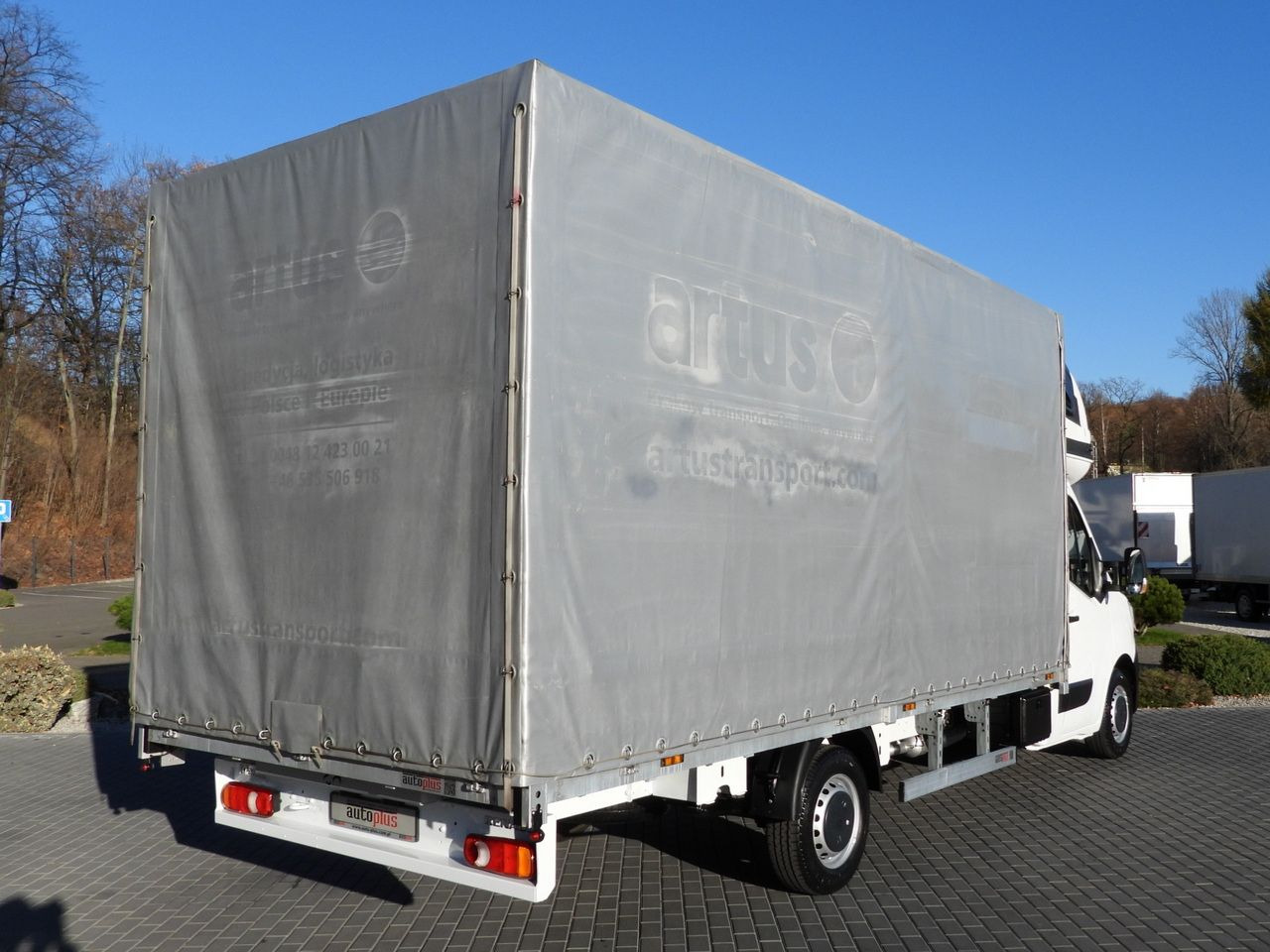RENAULT MASTER TARPAULIN 10 PALLETS WEBASTO CRUISE CONTROL LED LIGHTS PNEUMATICS AIR CONDITIONING 165HP - Dostavno vozilo s ponjavo: slika 3 RENAULT MASTER TARPAULIN 10 PALLETS WEBASTO CRUISE CONTROL LED LIGHTS PNEUMATICS AIR CONDITIONING 165HP - Dostavno vozilo s ponjavo: slika 3