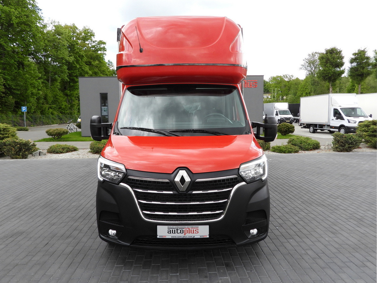 RENAULT MASTER TARPAULIN 10 PALLETS WEBASTO CRUISE CONTROL LED LIGHTS PNEUMATICS AIR CONDITIONING 165HP - Dostavno vozilo s ponjavo: slika 5 RENAULT MASTER TARPAULIN 10 PALLETS WEBASTO CRUISE CONTROL LED LIGHTS PNEUMATICS AIR CONDITIONING 165HP - Dostavno vozilo s ponjavo: slika 5