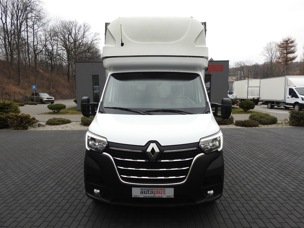 RENAULT MASTER TARPAULIN 10 PALLETS WEBASTO CRUISE CONTROL LED LIGHTS PNEUMATICS AIR CONDITIONING 165HP - Dostavno vozilo s ponjavo: slika 5 RENAULT MASTER TARPAULIN 10 PALLETS WEBASTO CRUISE CONTROL LED LIGHTS PNEUMATICS AIR CONDITIONING 165HP - Dostavno vozilo s ponjavo: slika 5