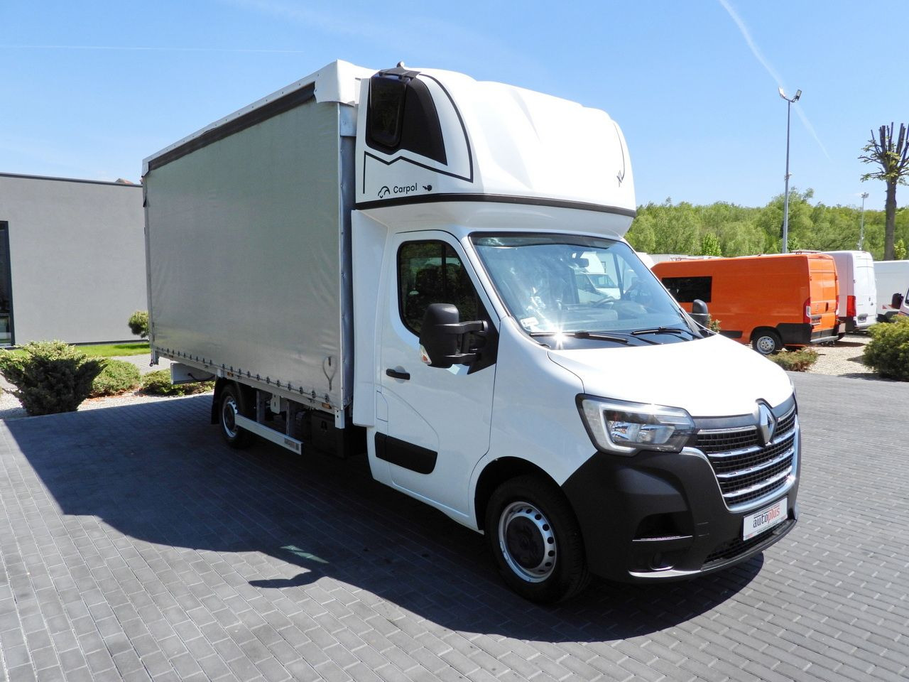 RENAULT MASTER TARPAULIN 10 PALLETS WEBASTO CRUISE CONTROL LED LIGHTS PNEUMATICS AIR CONDITIONING 165HP - Dostavno vozilo s ponjavo: slika 4 RENAULT MASTER TARPAULIN 10 PALLETS WEBASTO CRUISE CONTROL LED LIGHTS PNEUMATICS AIR CONDITIONING 165HP - Dostavno vozilo s ponjavo: slika 4