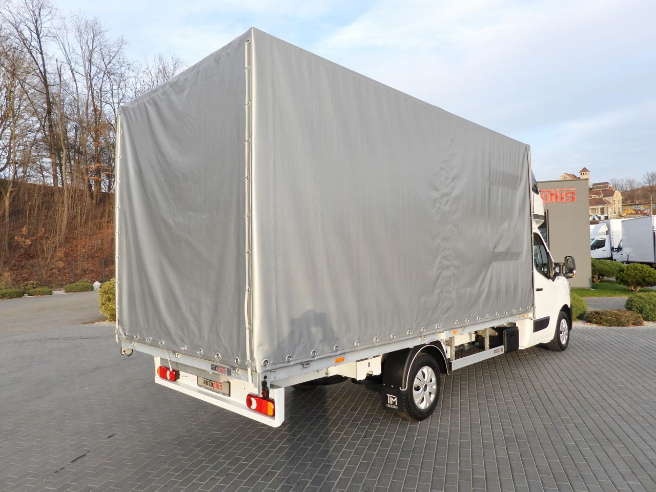 RENAULT MASTER TARPAULIN 10 PALLETS WEBASTO CRUISE CONTROL LED LIGHTS PNEUMATICS AIR CONDITIONING 165HP - Dostavno vozilo s ponjavo: slika 3 RENAULT MASTER TARPAULIN 10 PALLETS WEBASTO CRUISE CONTROL LED LIGHTS PNEUMATICS AIR CONDITIONING 165HP - Dostavno vozilo s ponjavo: slika 3