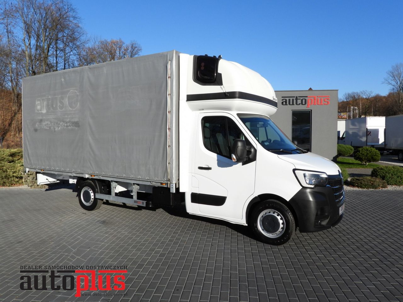 RENAULT MASTER TARPAULIN 10 PALLETS WEBASTO CRUISE CONTROL LED LIGHTS PNEUMATICS AIR CONDITIONING 165HP - Dostavno vozilo s ponjavo: slika 1 RENAULT MASTER TARPAULIN 10 PALLETS WEBASTO CRUISE CONTROL LED LIGHTS PNEUMATICS AIR CONDITIONING 165HP - Dostavno vozilo s ponjavo: slika 1