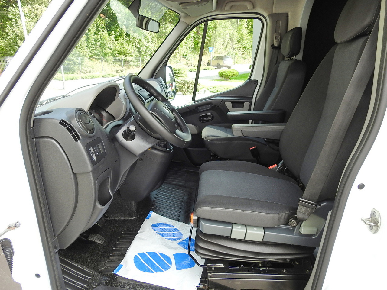 Dostavno vozilo s ponjavo RENAULT MASTER TARPAULIN 8 PALLETS CRUISE CONTROL AIR CONDITIONING  170HP: slika 26