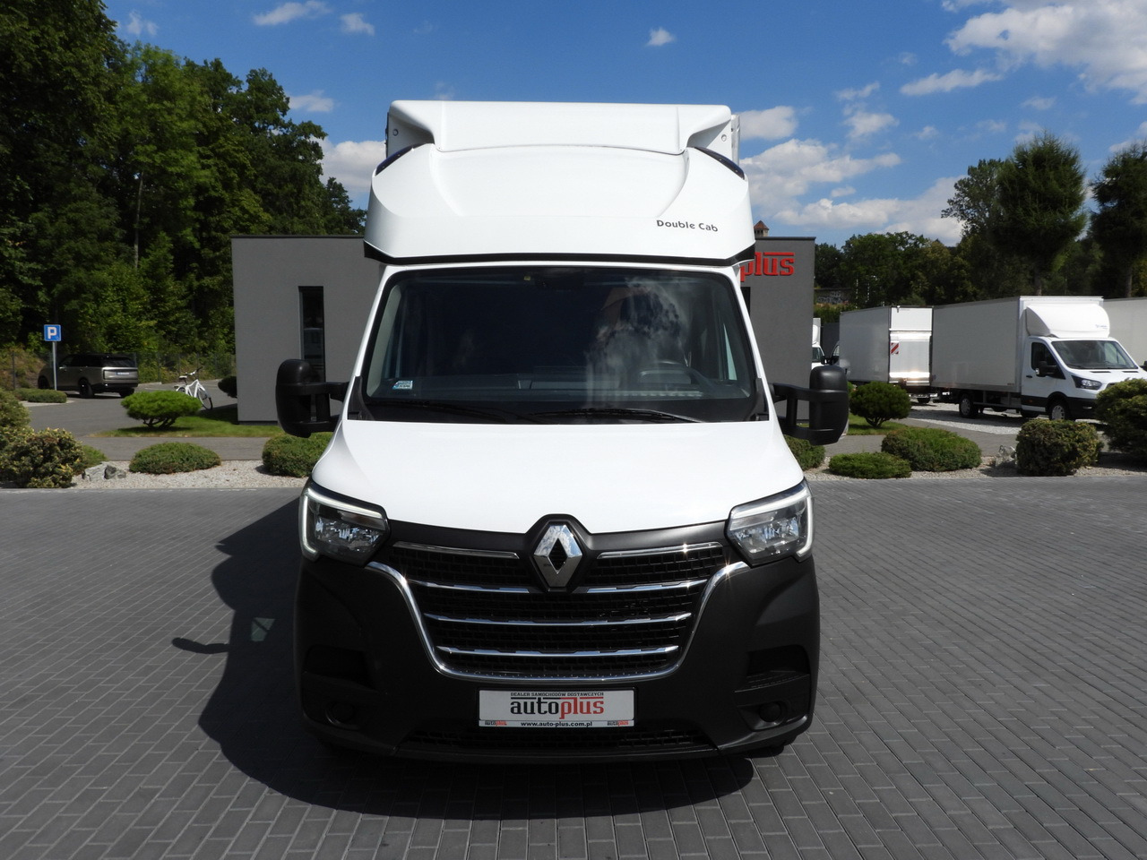 RENAULT MASTER TARPAULIN 8 PALLETS WEBASTO CRUISE CONTROL LED LIGHTS PNEUMATICS AIR CONDITIONING 165HP - Dostavno vozilo s ponjavo: slika 5 RENAULT MASTER TARPAULIN 8 PALLETS WEBASTO CRUISE CONTROL LED LIGHTS PNEUMATICS AIR CONDITIONING 165HP - Dostavno vozilo s ponjavo: slika 5