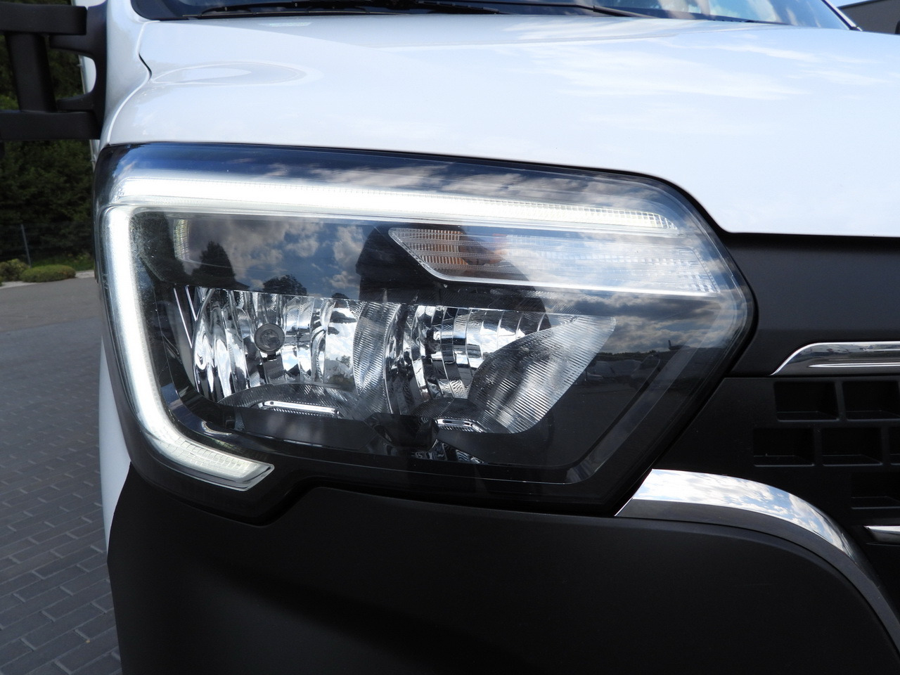 Dostavno vozilo s ponjavo RENAULT MASTER TARPAULIN 8 PALLETS WEBASTO CRUISE CONTROL LED LIGHTS PNEUMATICS AIR CONDITIONING 165HP: slika 21 Dostavno vozilo s ponjavo RENAULT MASTER TARPAULIN 8 PALLETS WEBASTO CRUISE CONTROL LED LIGHTS PNEUMATICS AIR CONDITIONING 165HP: slika 21