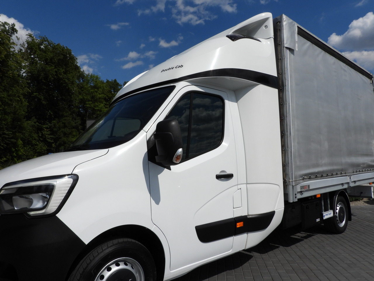 Dostavno vozilo s ponjavo RENAULT MASTER TARPAULIN 8 PALLETS WEBASTO CRUISE CONTROL LED LIGHTS PNEUMATICS AIR CONDITIONING 165HP: slika 20 Dostavno vozilo s ponjavo RENAULT MASTER TARPAULIN 8 PALLETS WEBASTO CRUISE CONTROL LED LIGHTS PNEUMATICS AIR CONDITIONING 165HP: slika 20
