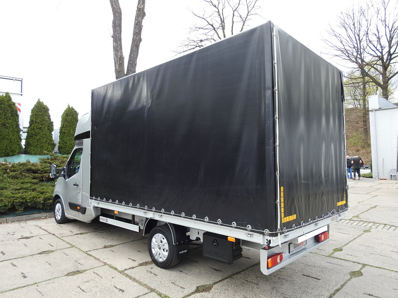 Dostavno vozilo s ponjavo RENAULT MASTER TARPAULIN 8 PALLETS WEBASTO CRUISE CONTROL NAVIGATION AIR CONDITIONING PNEUMATICS 170HP: slika 10 Dostavno vozilo s ponjavo RENAULT MASTER TARPAULIN 8 PALLETS WEBASTO CRUISE CONTROL NAVIGATION AIR CONDITIONING PNEUMATICS 170HP: slika 10